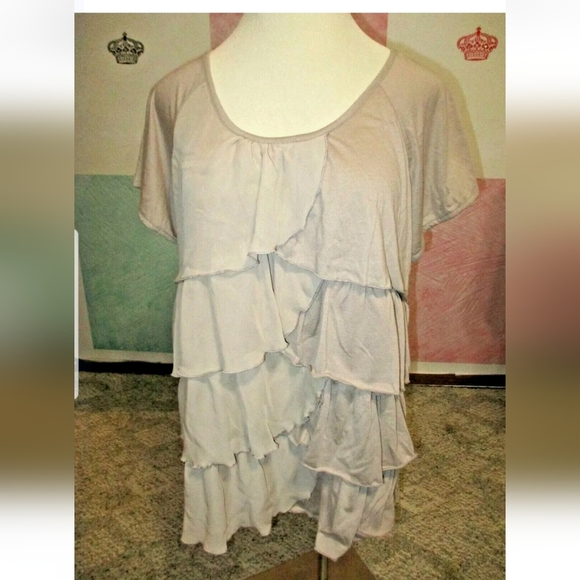 FRENCH LAUNDRY Taupe Tan Layer Ruffle Front Short Sleeve Stretch Shirt 18 / 20 - Picture 1 of 3
